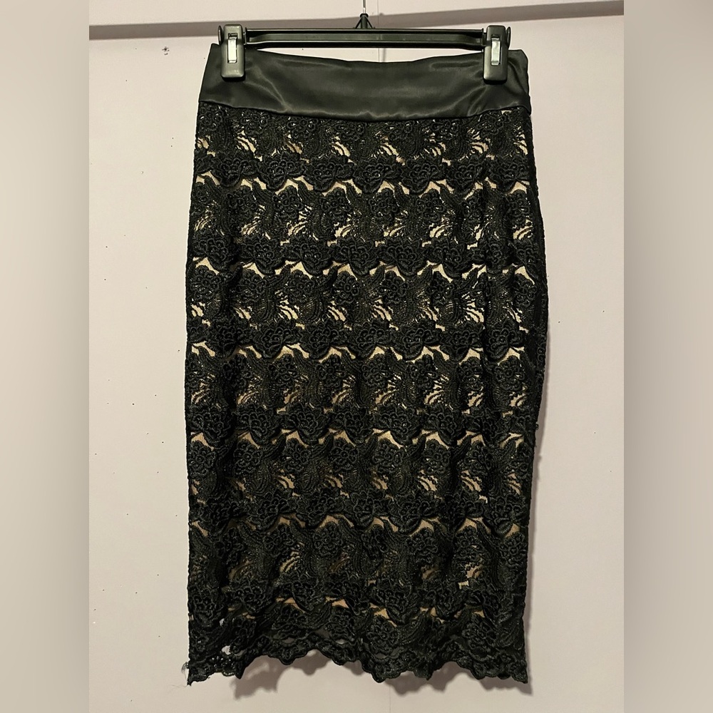 Bebe Lace & Satin Skirt - Picture 3 of 8